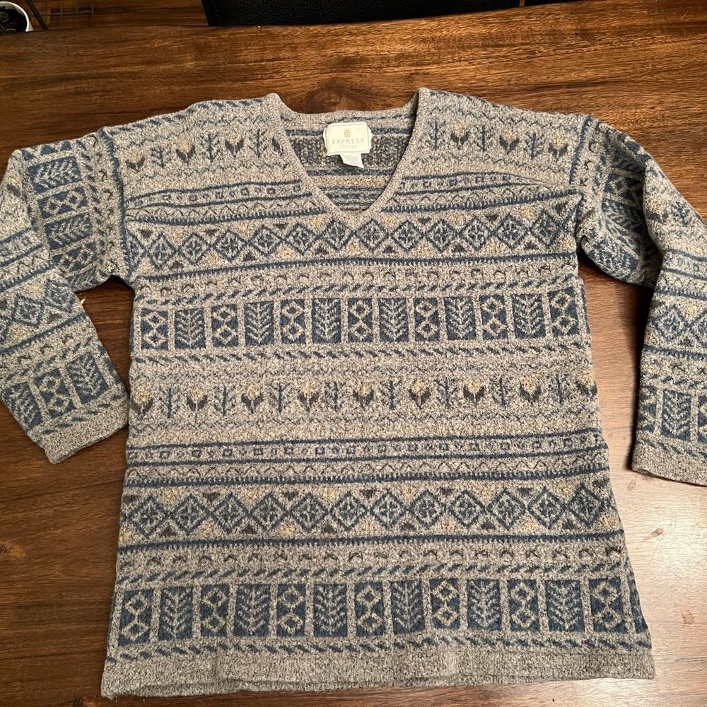 Express tricot sweater Aztec design